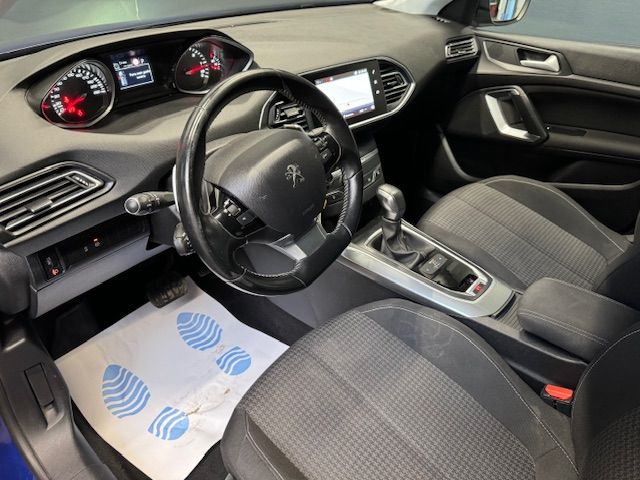 Peugeot 308 1.5 BlueHDi 130 CV BOITE AUTO