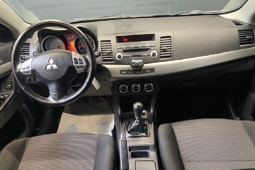 Mitsubishi LANCER 2.0 DI-D 140 CV 1ERE MAIN