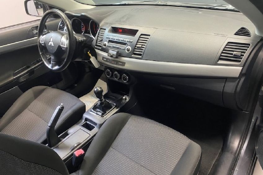 Mitsubishi LANCER 2.0 DI-D 140 CV 1ERE MAIN
