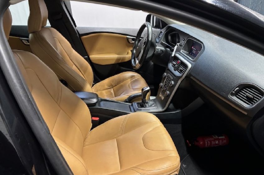 Volvo V40 D3 150 CV Momentum