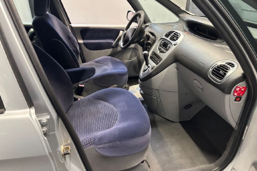 Citroën XSARA PICASSO 2.0 16V Exclusive A