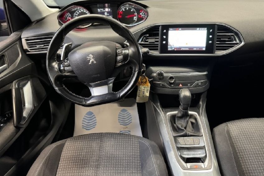 Peugeot 308 1.5 BlueHDi 130 CV BOITE AUTO