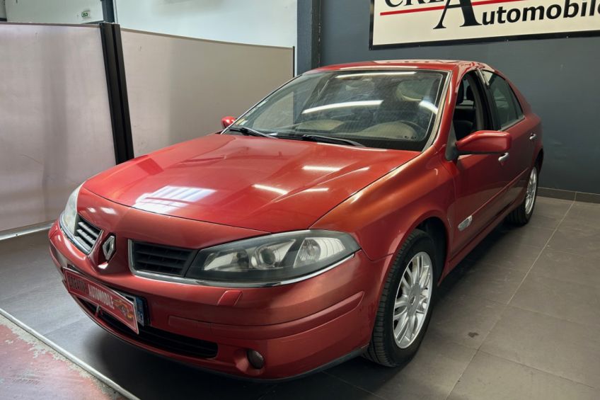 Renault LAGUNA 2.0 16V Luxe Privilège