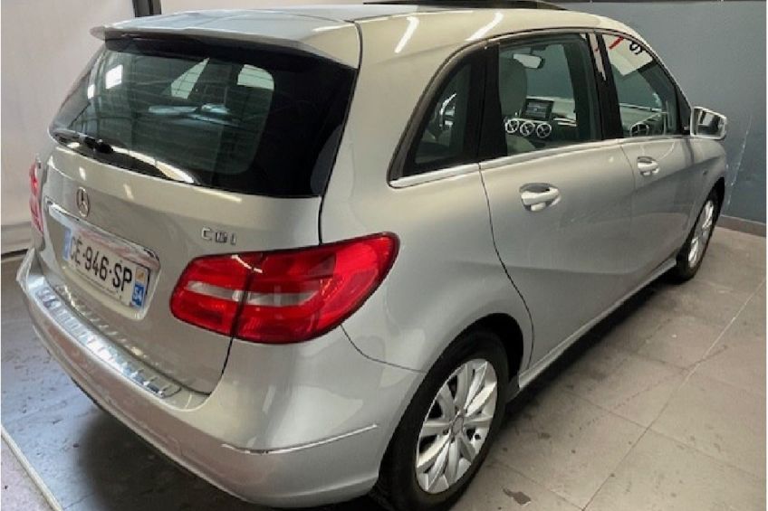 MERCEDES CLASSE B 180 CDI BlueEFFICIENCY Sport