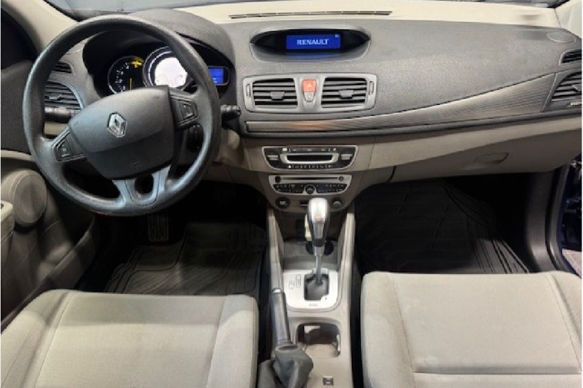 Renault MEGANE III Mégane III dCi 110 FAP eco2 Expression Euro 5 EDC