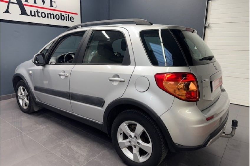 Suzuki SX4 2.0 DDiS GLX 4x4