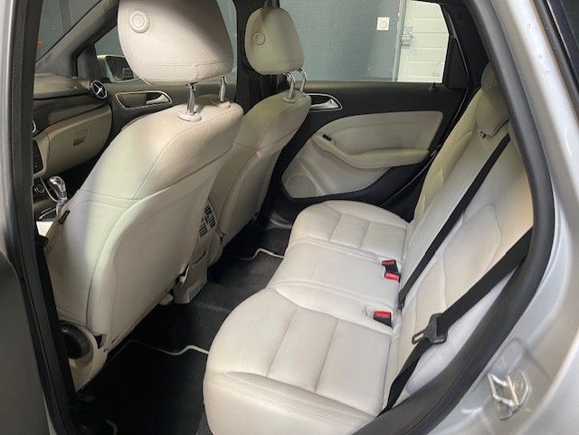 MERCEDES CLASSE B 180 CDI DesignTO PANO