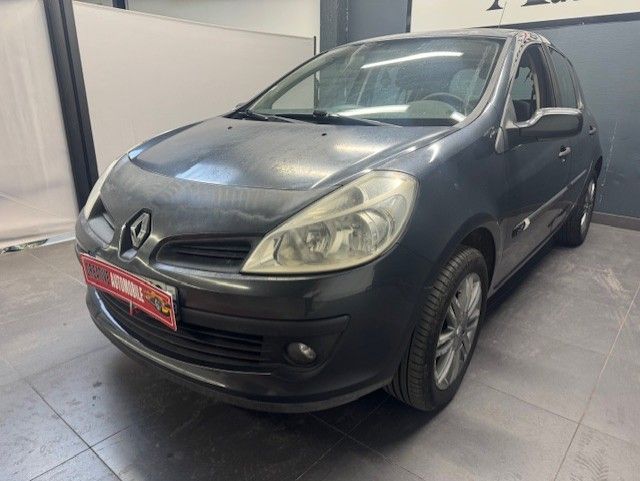 Renault CLIO III 1.5 dCi 105 Confort Pack Clim