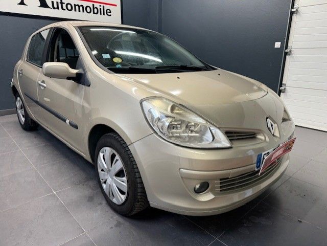 Renault CLIO III 1.5 dCi 85 Dynamique