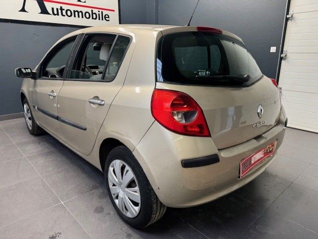 Renault CLIO III 1.5 dCi 85 Dynamique